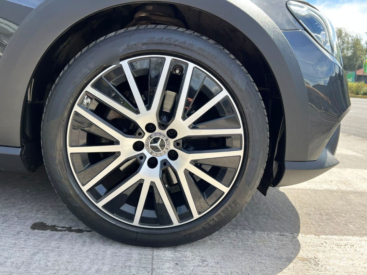 Mercedes-Benz E220 D All Terrain 4matic año 2024