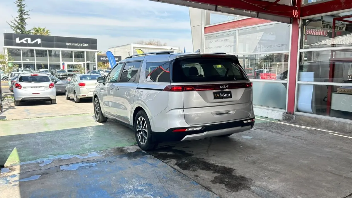 Kia Carnival Ex Gsl 3.5 año 2022