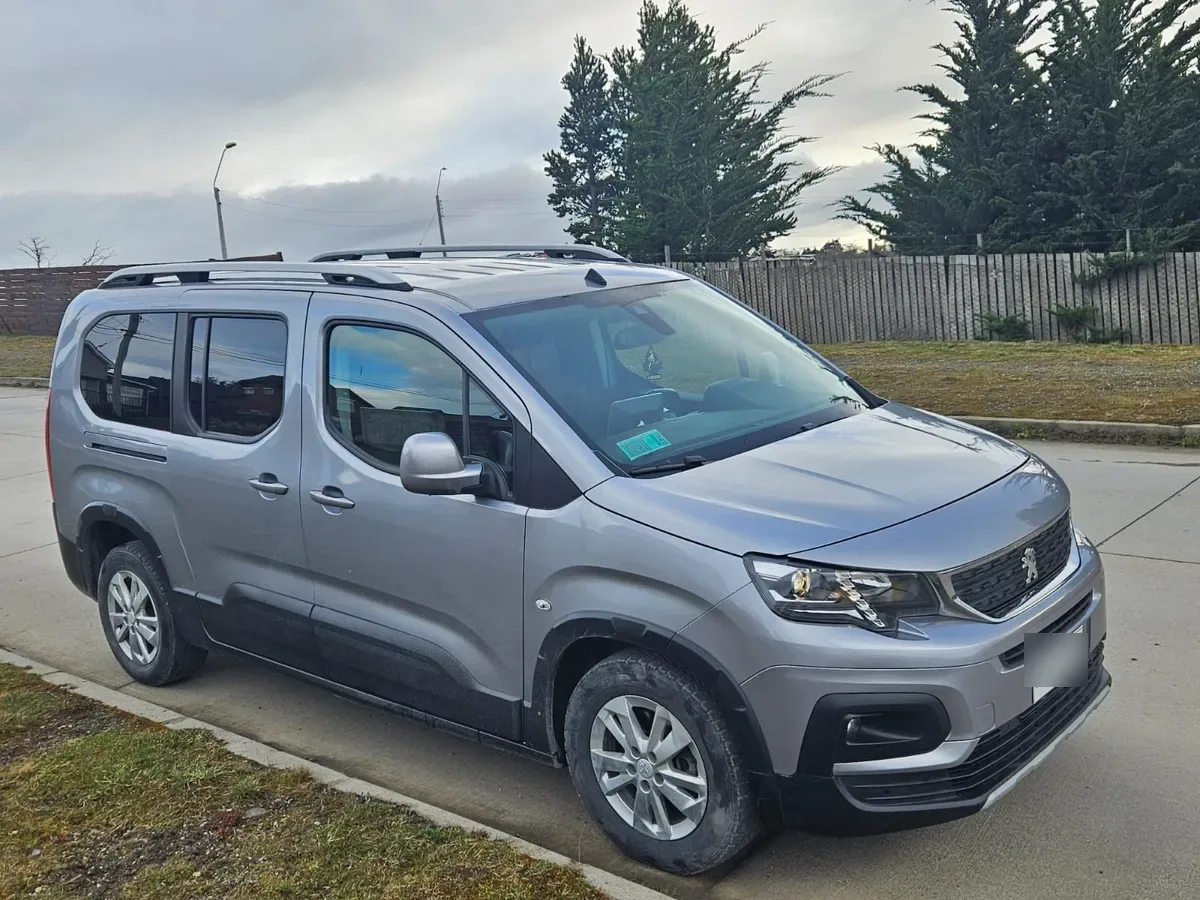 PEUGEOT RIFTER 1.6 Allure Bluehdi 100 Mt Diesel año 2020