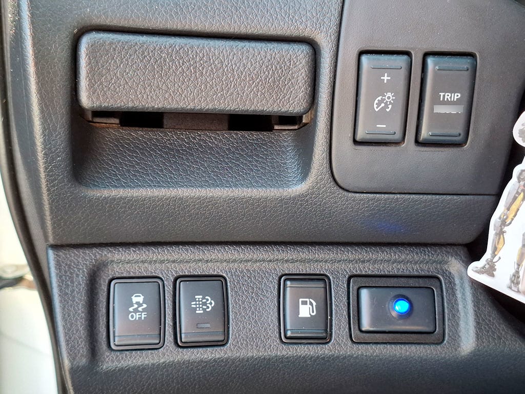 Nissan Np300 2.3 Np300 Navara año 2020