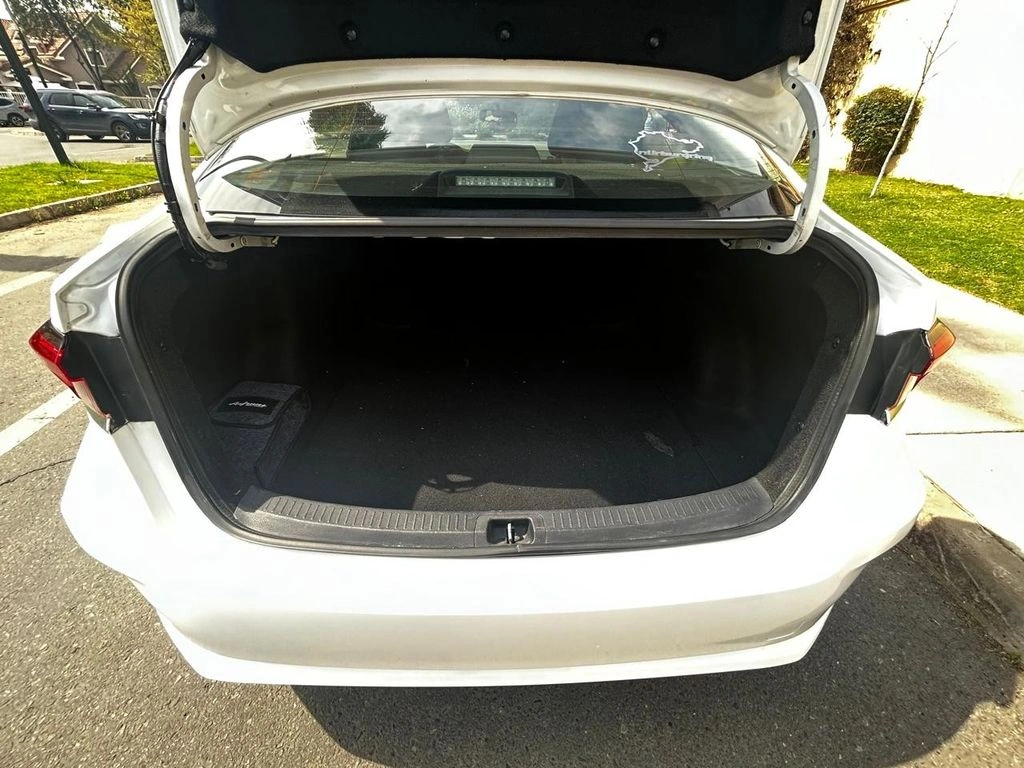 Toyota Corolla Sd 1.6 año 2022