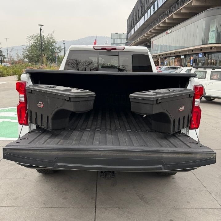 CHEVROLET SILVERADO 5.3 Cc Lt Tb At 4x4 año 2023