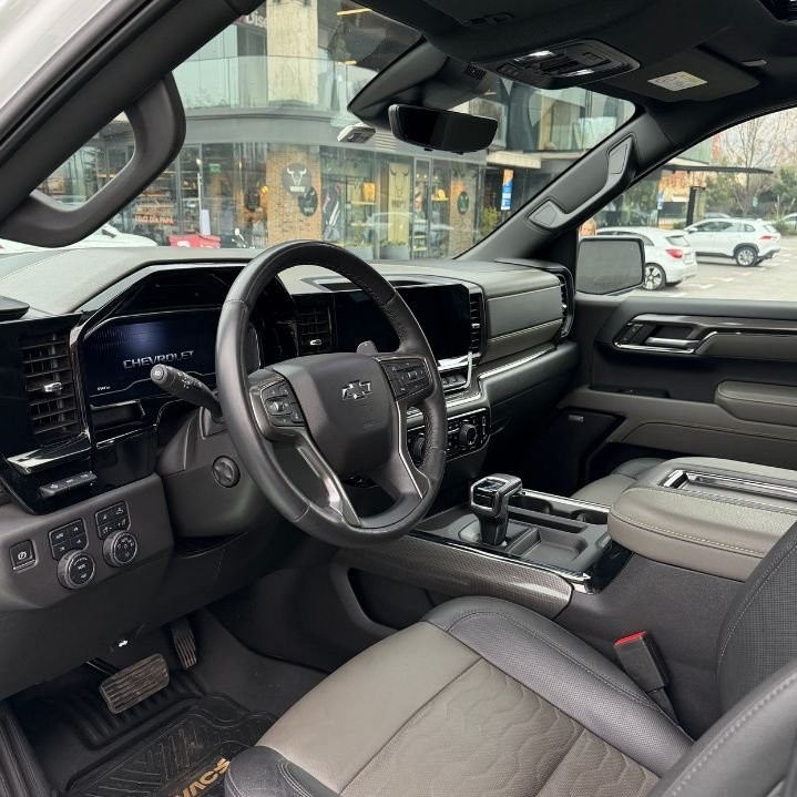 CHEVROLET SILVERADO 5.3 Cc Lt Tb At 4x4 año 2023