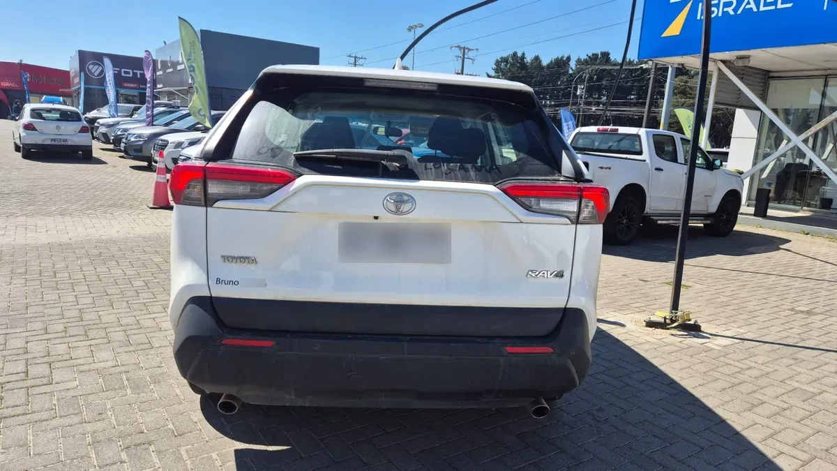Toyota Rav 4 2.0 Le 4x2 Cvt At 5p año 2020