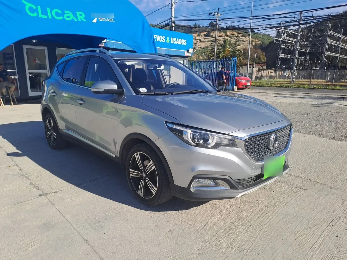 MG Mg Zs 1.5 Comfort 4x2 At 5p año 2024