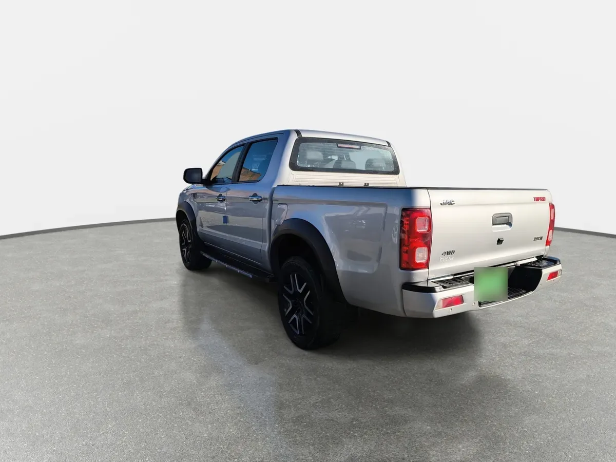 JAC T8 2.0 Luxury 4x4 Diesel Mt 4p año 2023