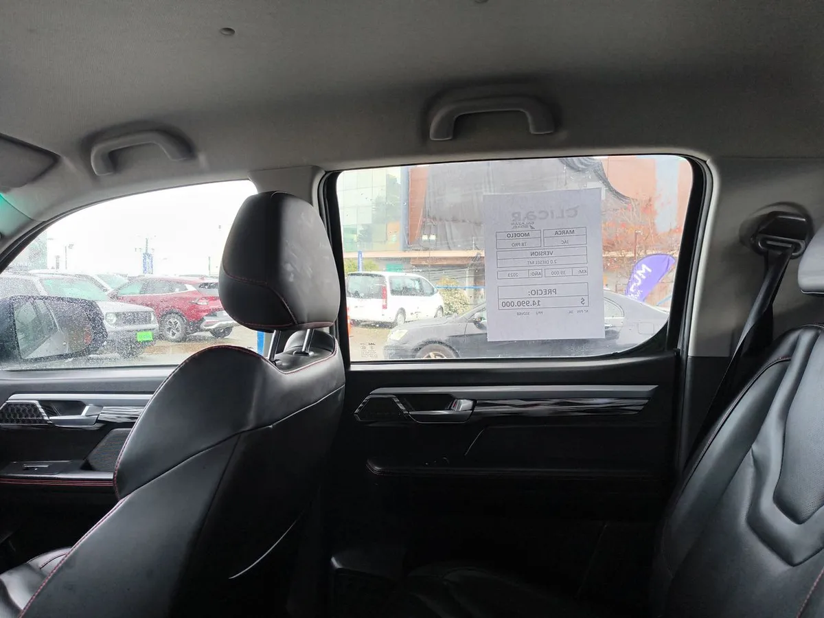 JAC T8 2.0 Luxury 4x4 Diesel Mt 4p año 2023