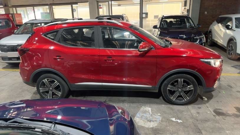 MG Mg Zs 1.5 Comfort 4x2 At 5p año 2021