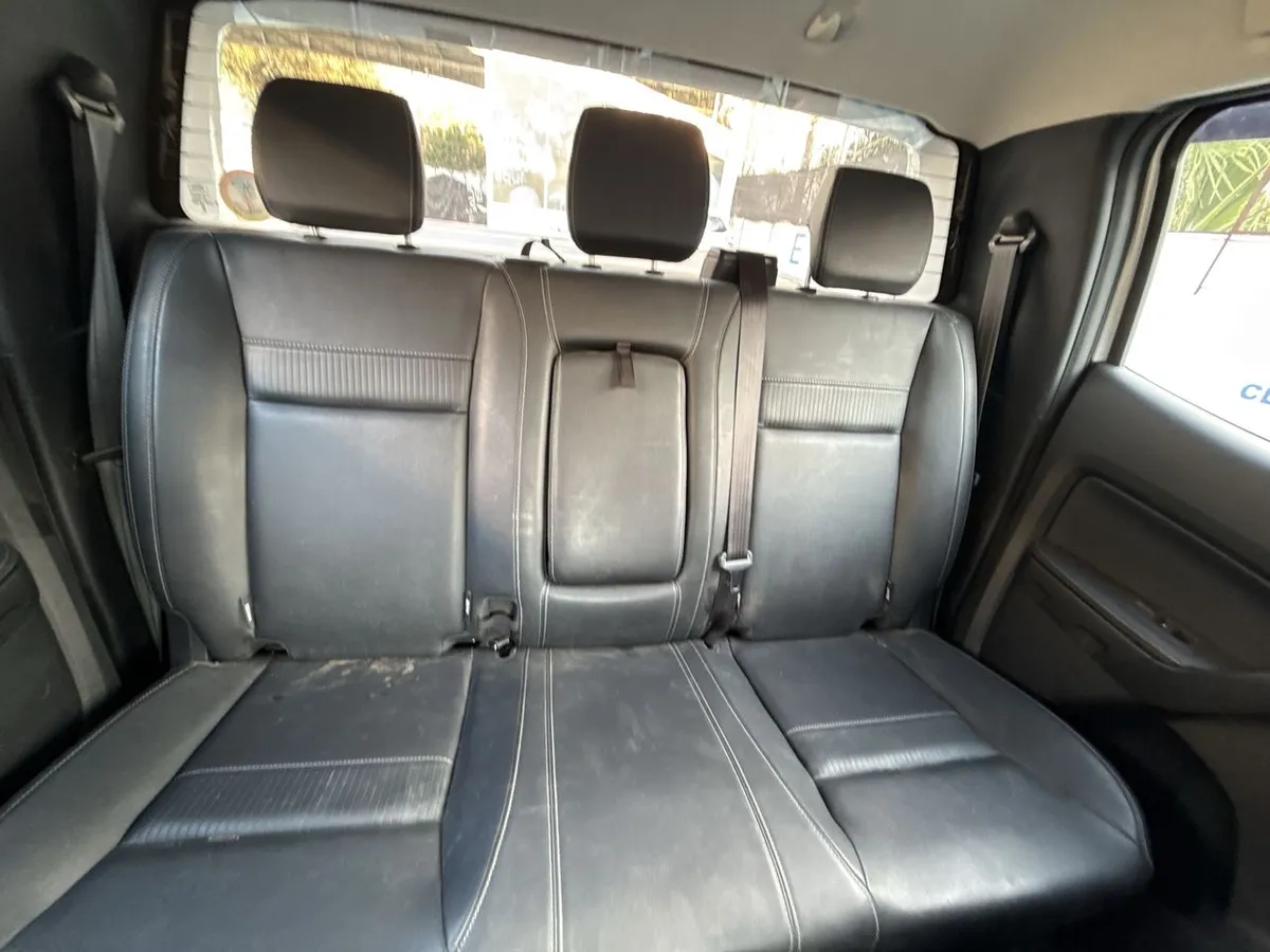 Ford Ranger 3.2 Ltd Euro 6 Diesel 4x4 Dob. Cab. At 4p año 2023