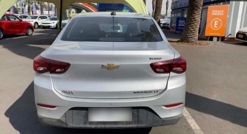 Chevrolet Onix 1.0t Lt 4x2 Sedan Mt 4p año 2021
