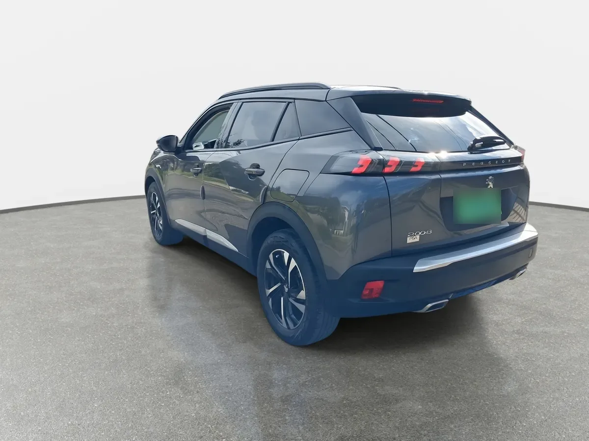 Peugeot 2008 1.2 Allure Puretech 130 4x2 At 5p año 2022