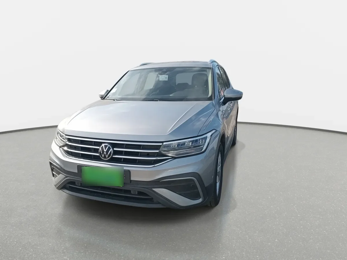 Volkswagen Tiguan 1.4 Tsi Comfortline 4x2 At 5p año 2023