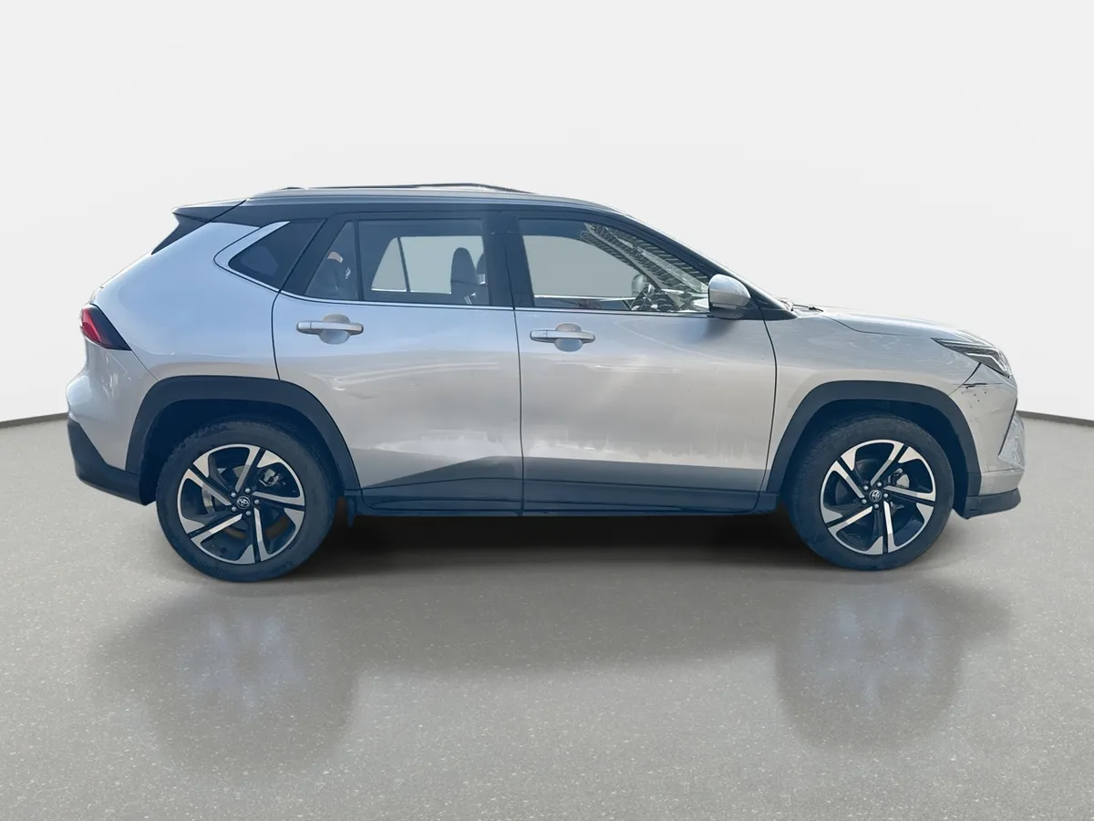 Toyota Yaris Cross 1.5 Xg 4x2 Cvt At 5p año 2025