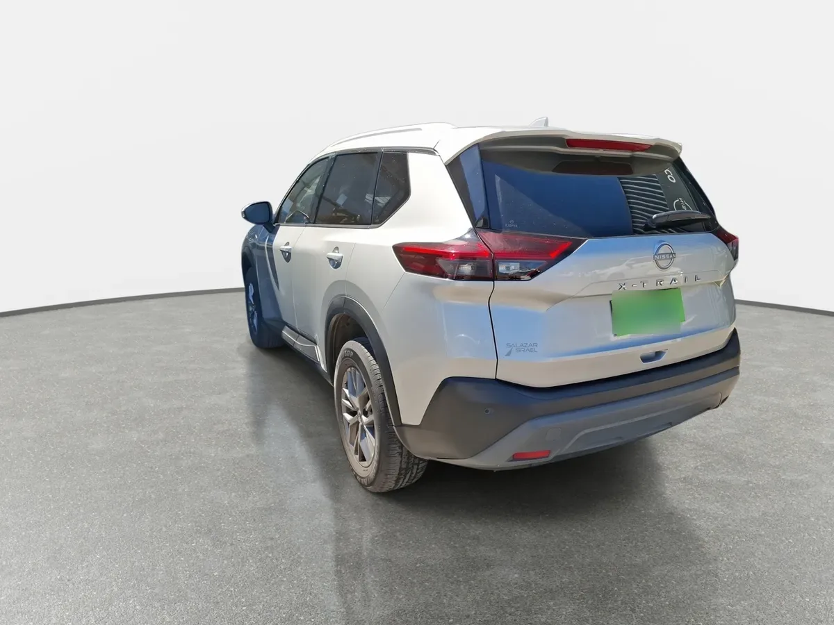 Nissan X-Trail 2.5 Sense 4x2 3row Cvt At 5p año 2024