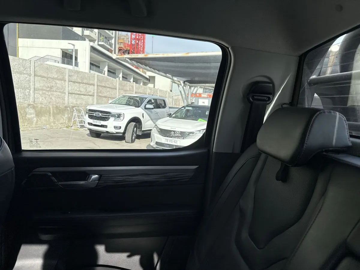 JAC T8 Pro 2.0 Luxury 4x2 Diesel Mt 4p año 2023
