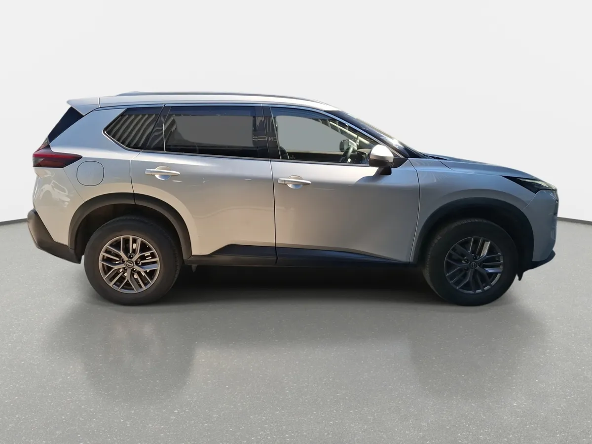 Nissan X-Trail 2.5 Sense 4x2 3row Cvt At 5p año 2024