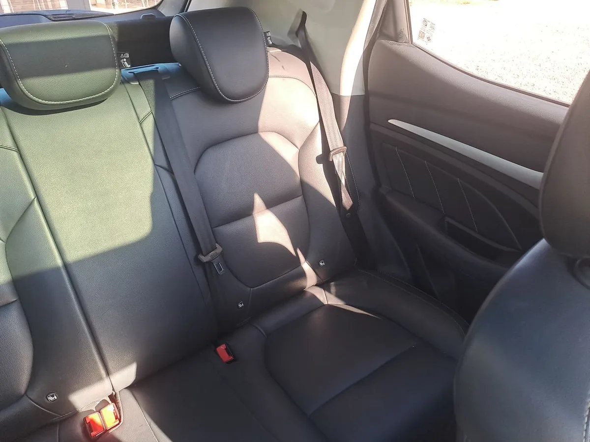 MG Mg Zs 1.5 Comfort 4x2 At 5p año 2024