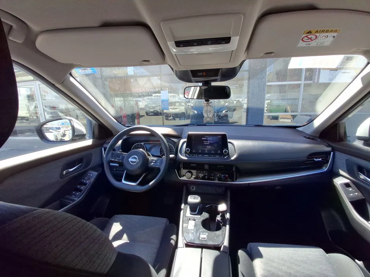 Nissan X-Trail 2.5 Sense 4x2 3row Cvt At 5p año 2024