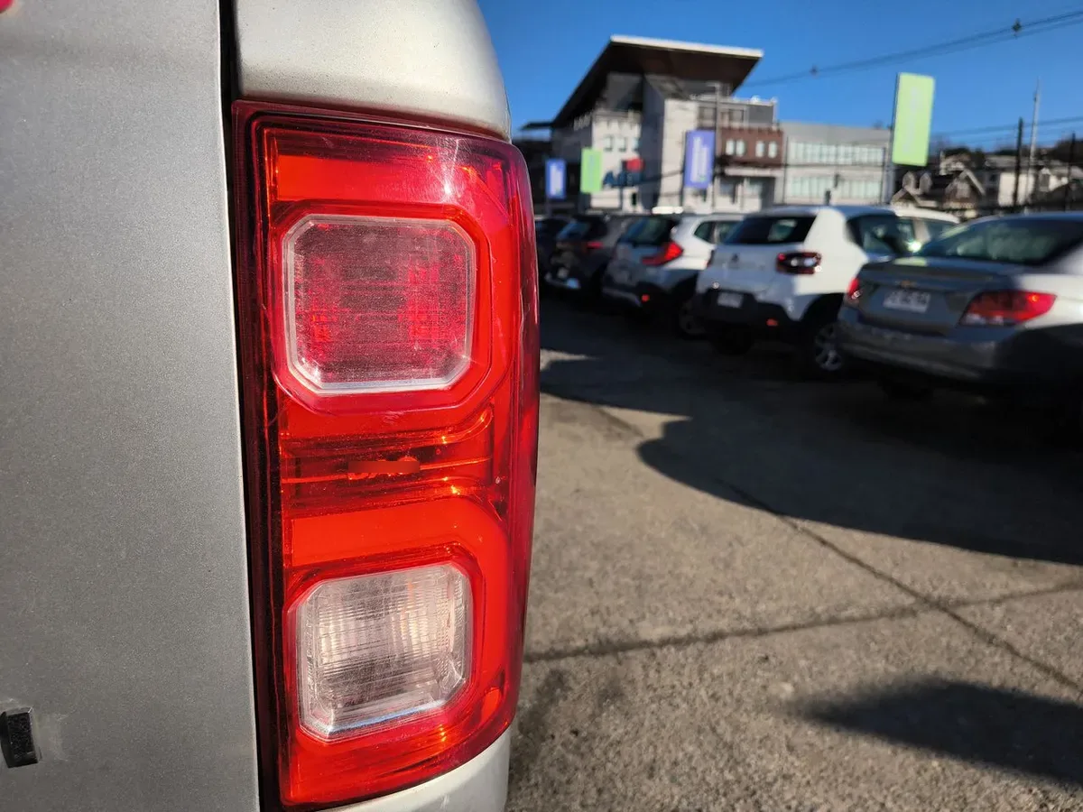 JAC T8 2.0 Luxury 4x4 Diesel Mt 4p año 2023