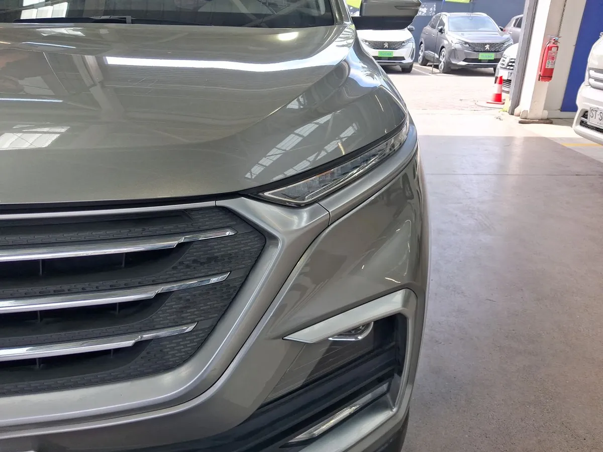 Chevrolet Captiva 1.5t Premier Fwd Mt 5p año 2023