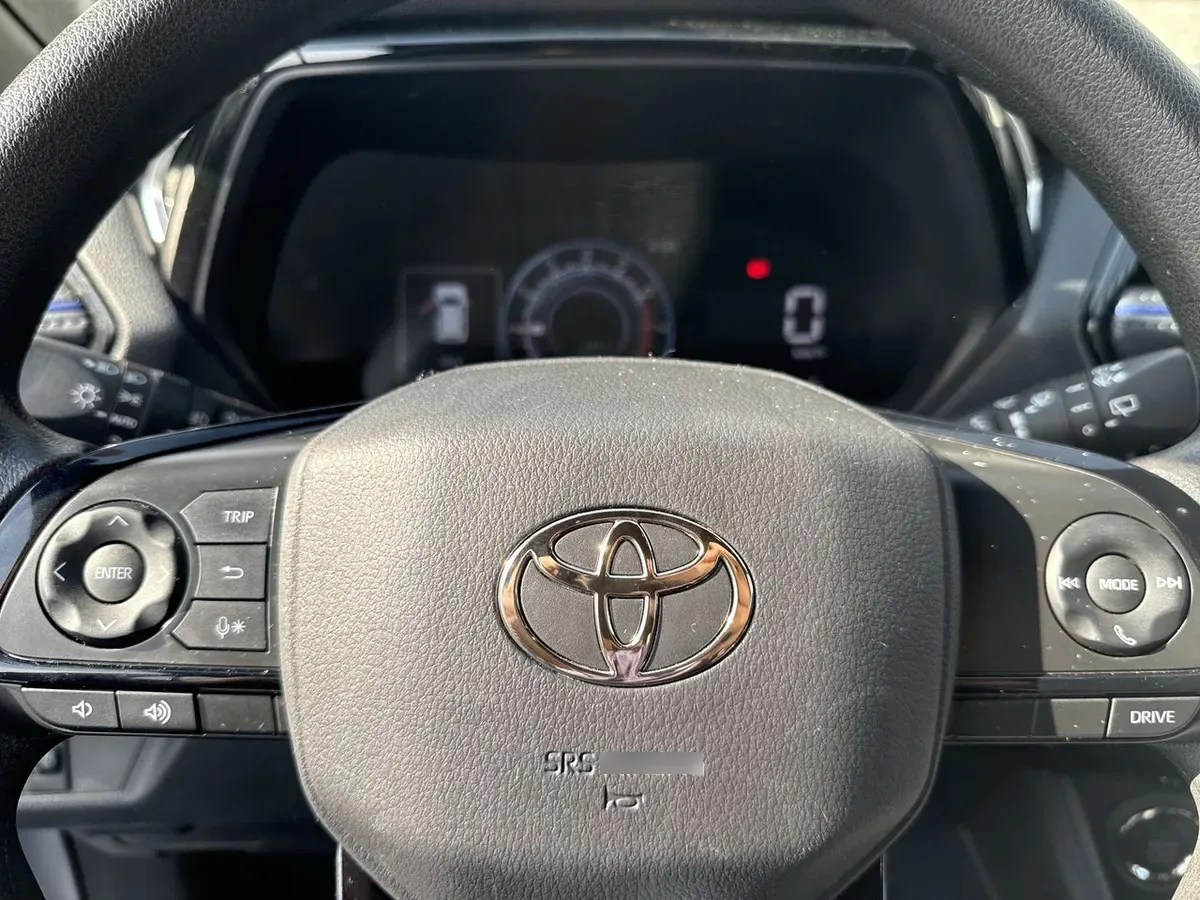 Toyota Yaris Cross 1.5 Xg 4x2 Cvt At 5p año 2025