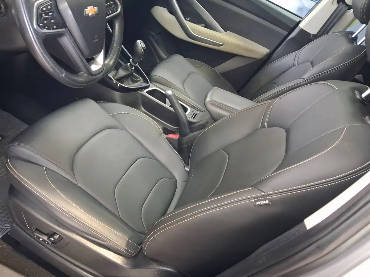 Chevrolet Captiva 1.5t Premier Fwd Mt 5p año 2023
