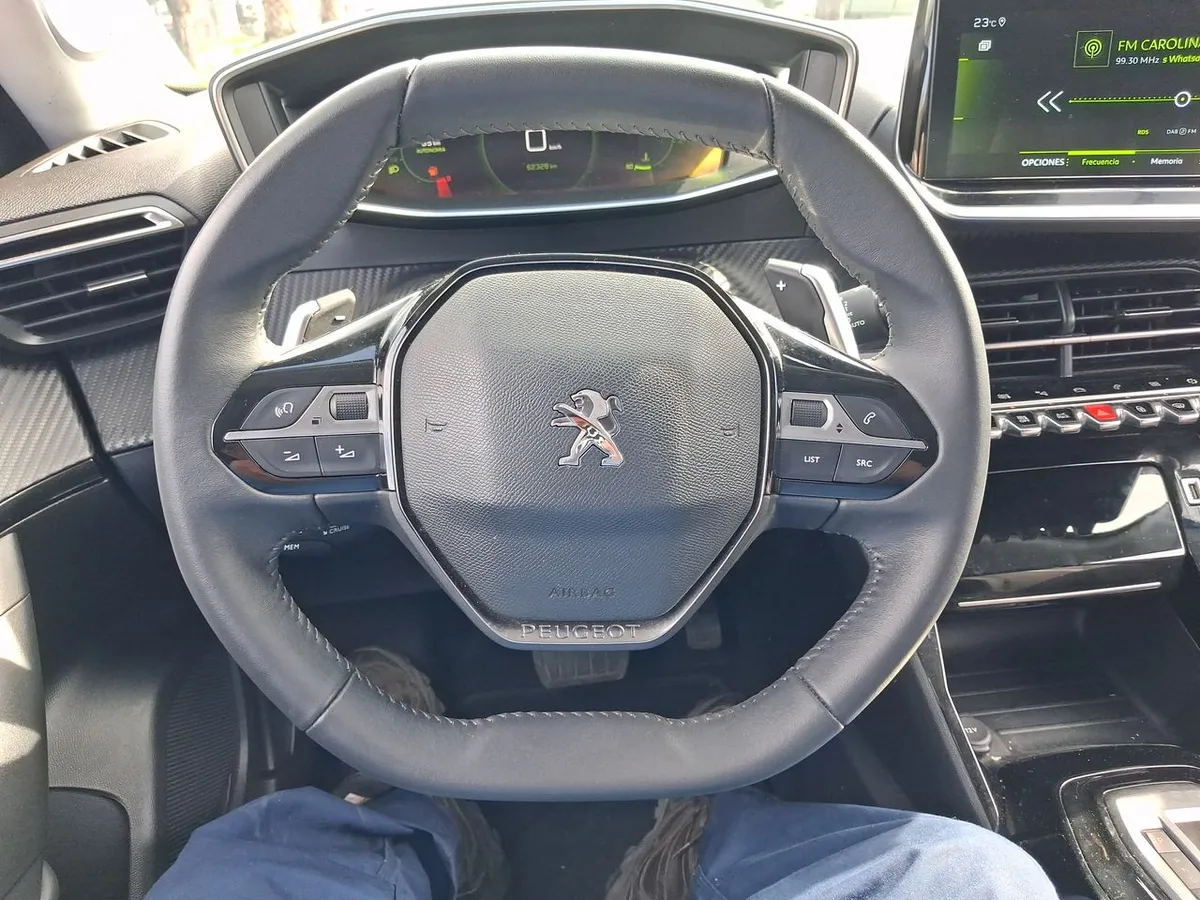 Peugeot 2008 1.2 Allure Puretech 130 4x2 At 5p año 2022