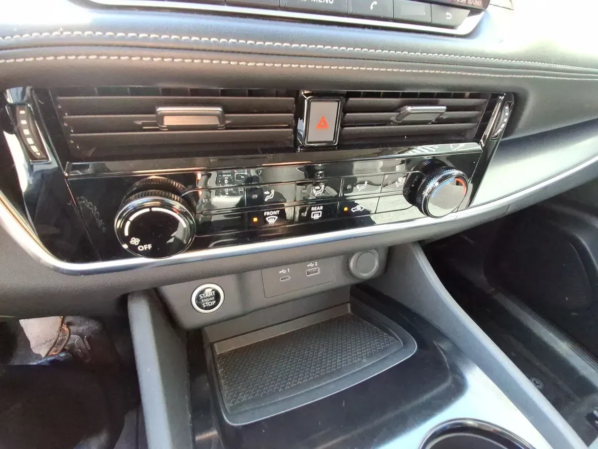 Nissan X-Trail 2.5 Sense 4x2 3row Cvt At 5p año 2024