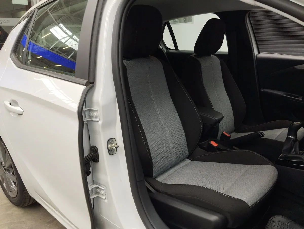 Opel Corsa 1.2 Edition 75hp 4x2 Mt5 5p año 2024
