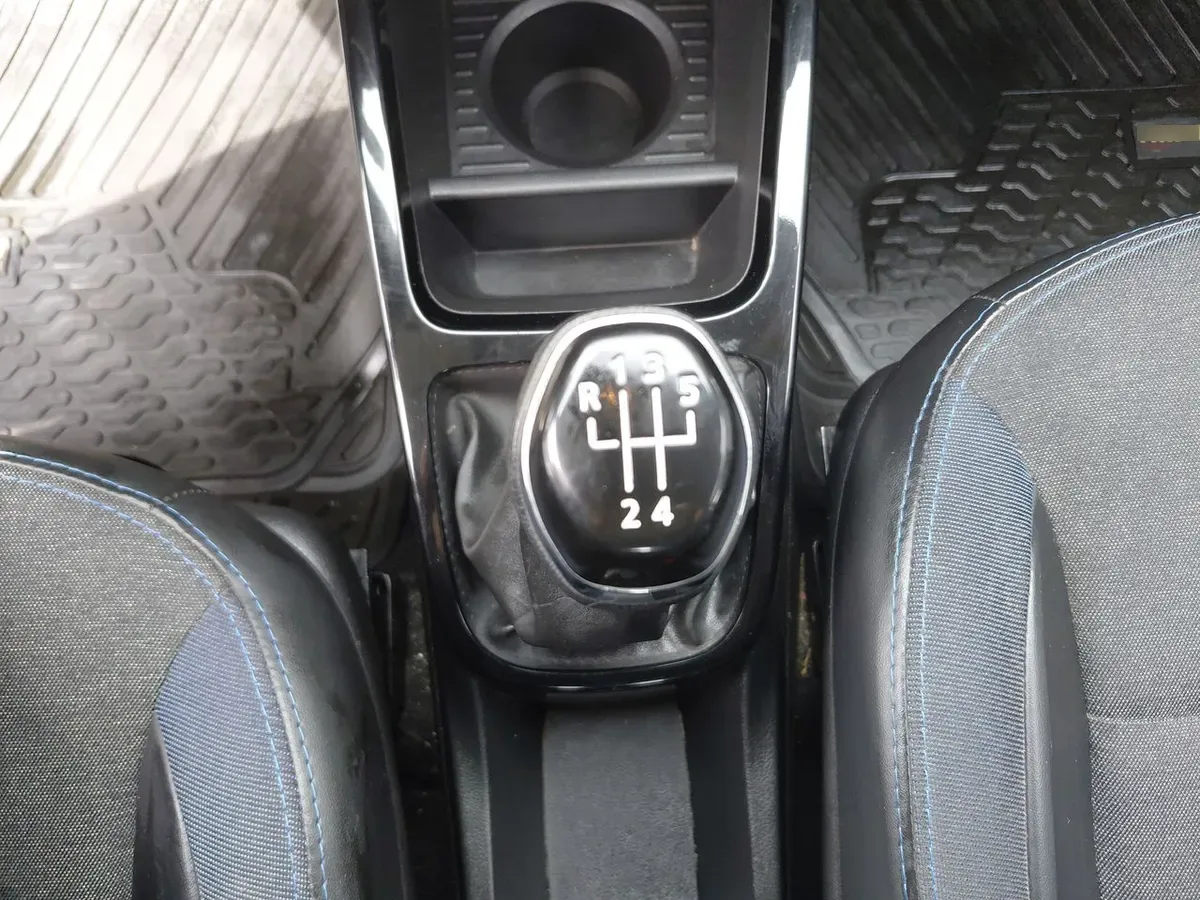 Renault Kwid 1.0 Intens 4x2 Hb Mt 5p año 2022