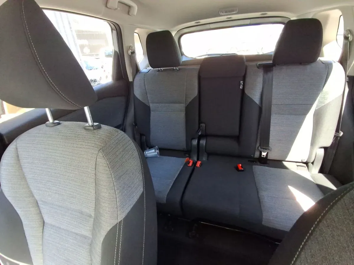 Nissan X-Trail 2.5 Sense 4x2 3row Cvt At 5p año 2024