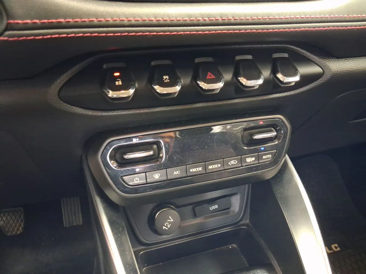 Chevrolet Groove 1.5 Premier R 4x2 Mt 5p año 2024