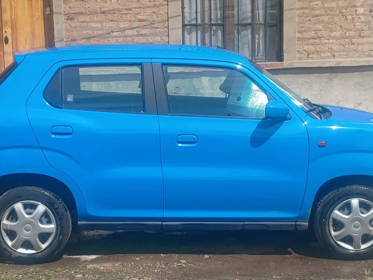 SUZUKI S-PRESSO 1.0 Glx Adventure Mt año 2022