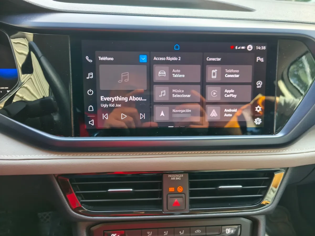 VOLKSWAGEN TAOS 1.4 Tsi Highline At año 2022