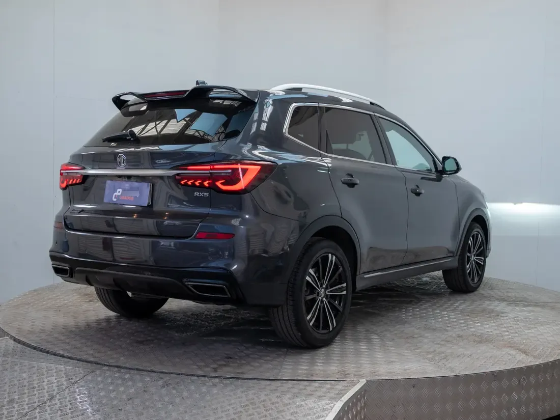 MG Rx5 1.5t Com 2wd Mt 5p año 2024