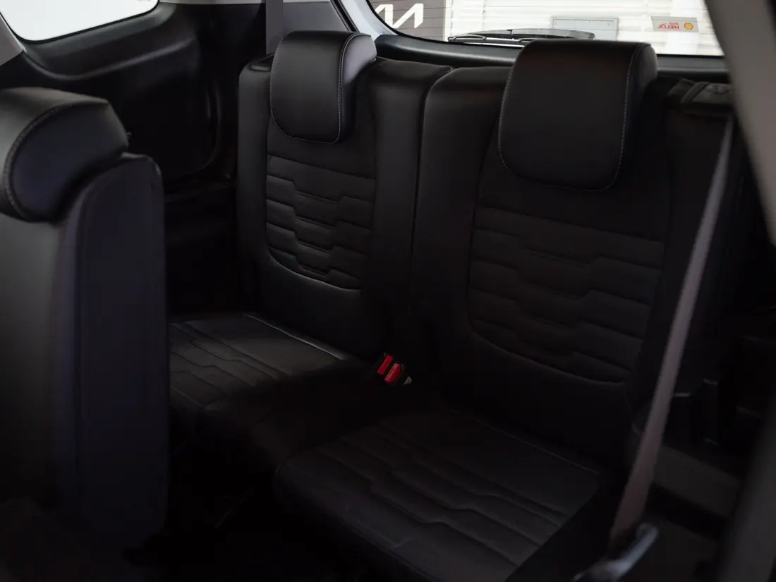 Kia Carens Ex Turbo Gdi 1.5 Aut año 2026