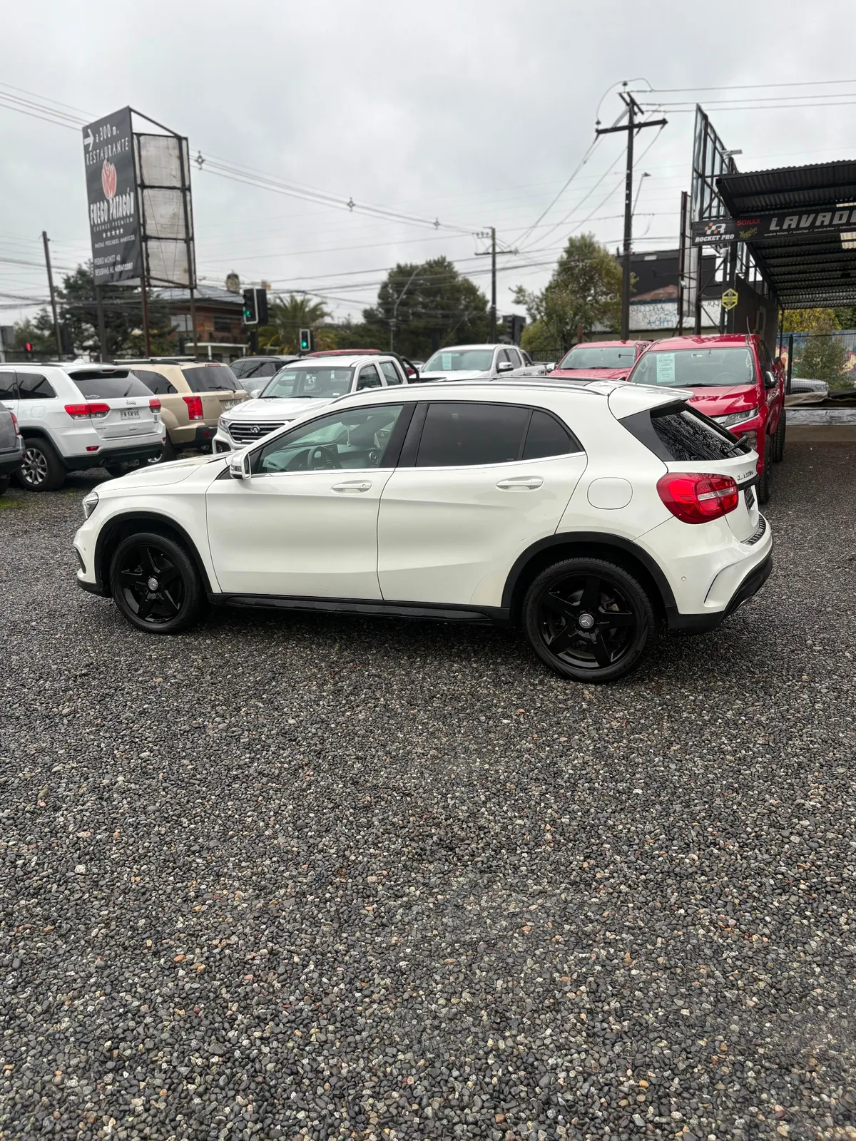 MERCEDES BENZ GLA220 2.1 Cdi 4matic At 4x4 Diesel año 2016