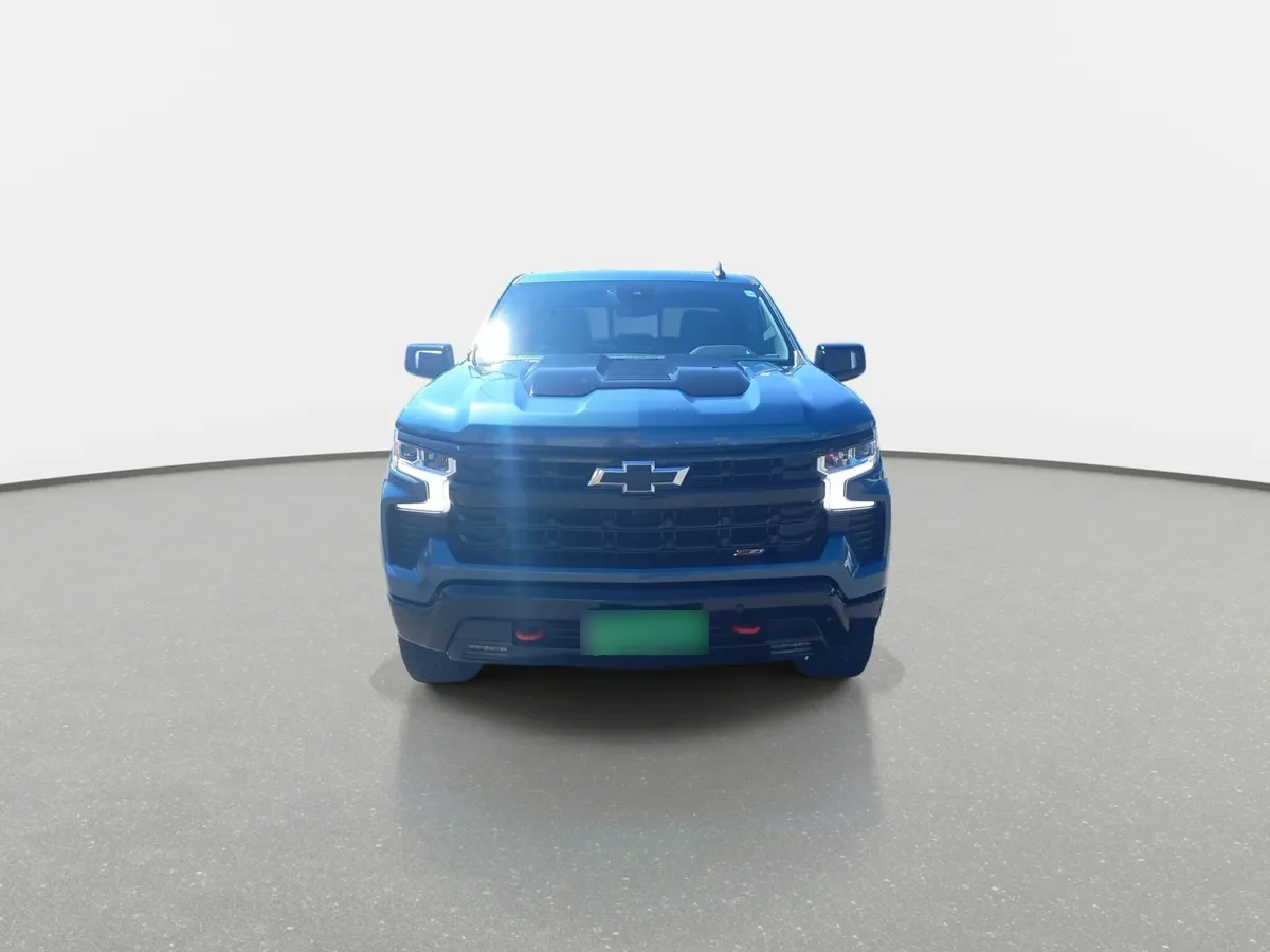Chevrolet Silverado 5.3 Lt Trail Boss Z71 4x4 At 4p año 2024