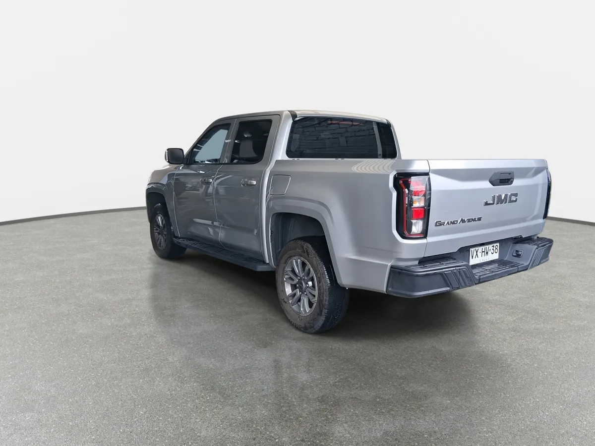 JMC Grand Avenue 2.3t Diesel 4x4 Dob. Cab. Mt 4p año 2026