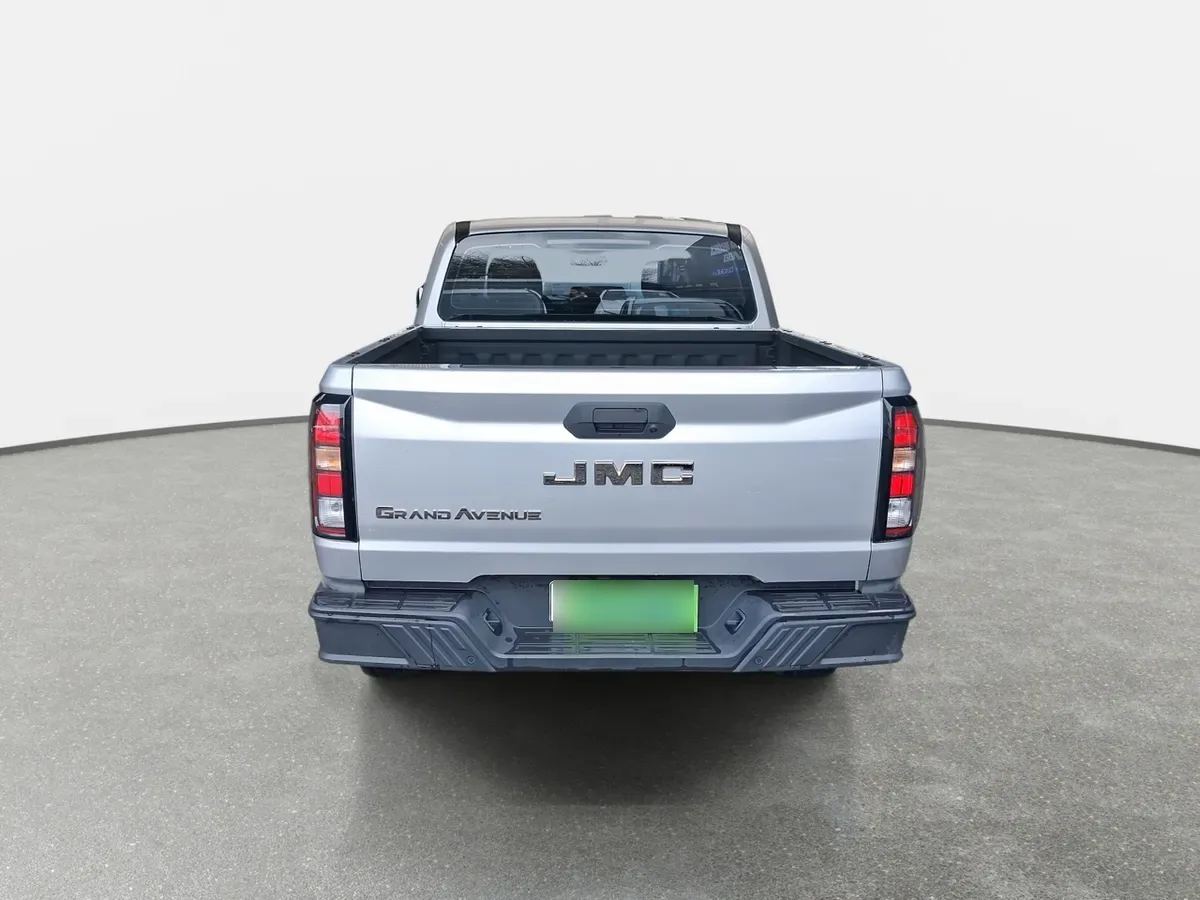 JMC Grand Avenue 2.3t Diesel 4x4 Dob. Cab. Mt 4p año 2026