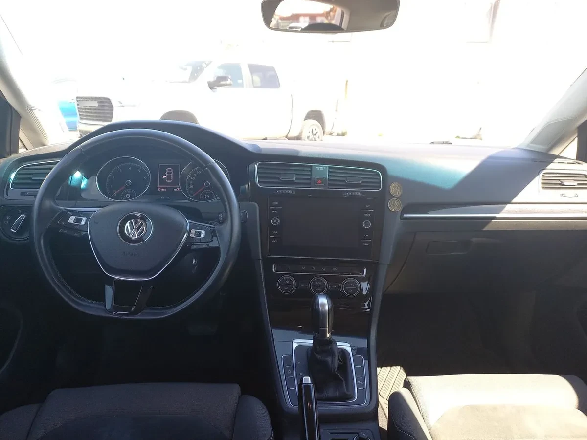 Volkswagen Golf 1.4 Highline 4x2 Hb At 5p año 2019
