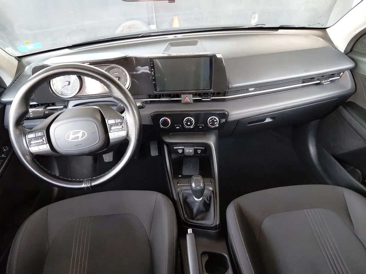 Hyundai Accent 1.4 Hci Plus 4x2 Mt 4p año 2024