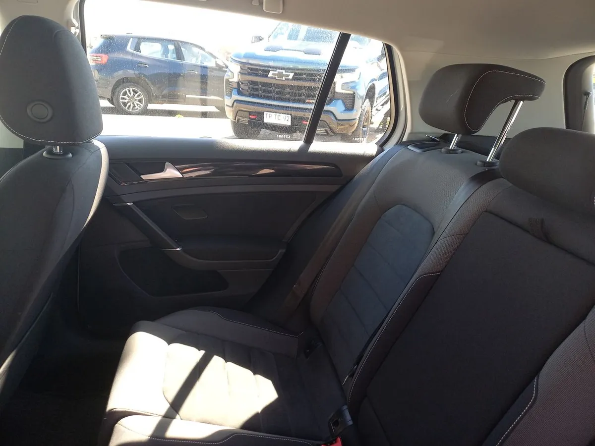 Volkswagen Golf 1.4 Highline 4x2 Hb At 5p año 2019