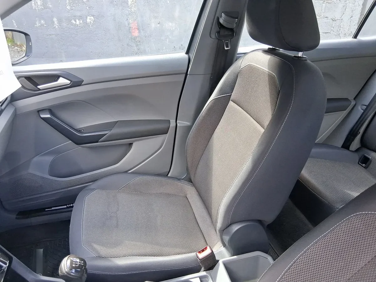 Volkswagen T-Cross 1.6 Msi Trendline 4x2 Mt5 5p año 2020
