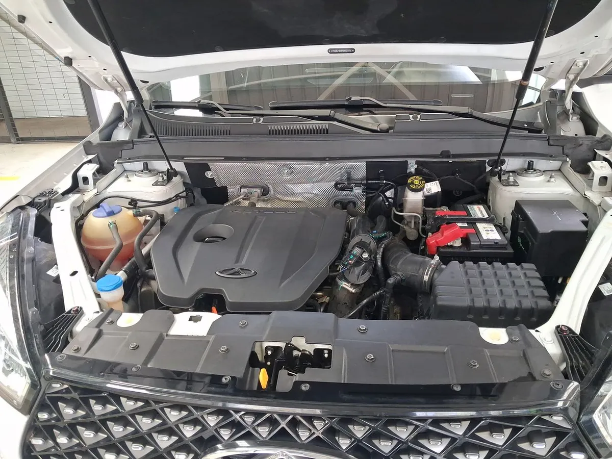 Chery Tiggo 7 Pro 1.5t Glx 4x2 Bicolor Cvt At 5p año 2023