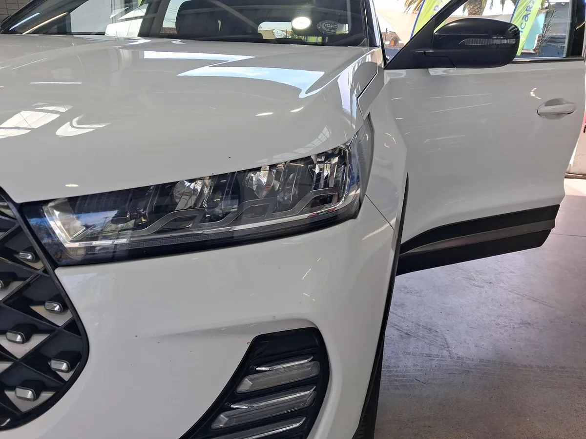 Chery Tiggo 7 Pro 1.5t Glx 4x2 Bicolor Cvt At 5p año 2023