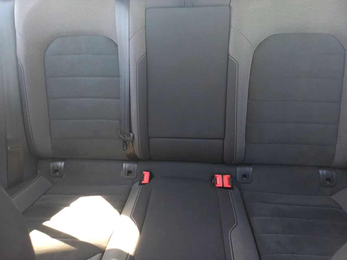 Volkswagen Golf 1.4 Highline 4x2 Hb At 5p año 2019