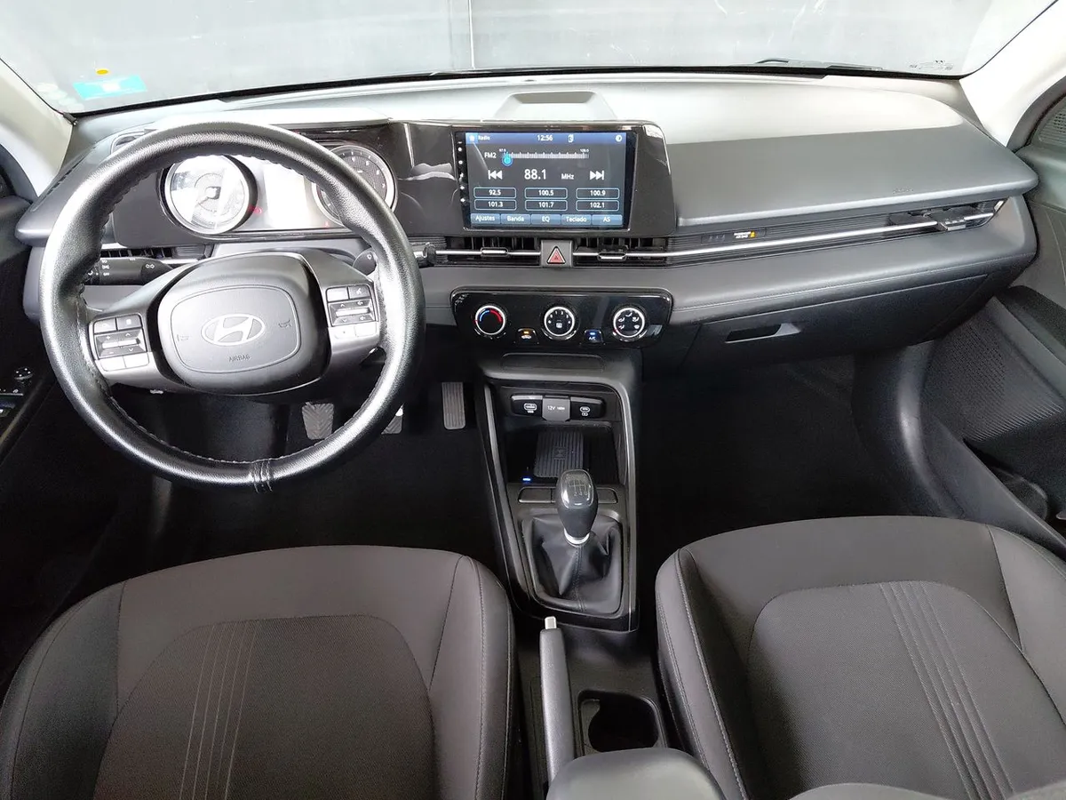 Hyundai Accent 1.4 Hci Plus 4x2 Mt 4p año 2024