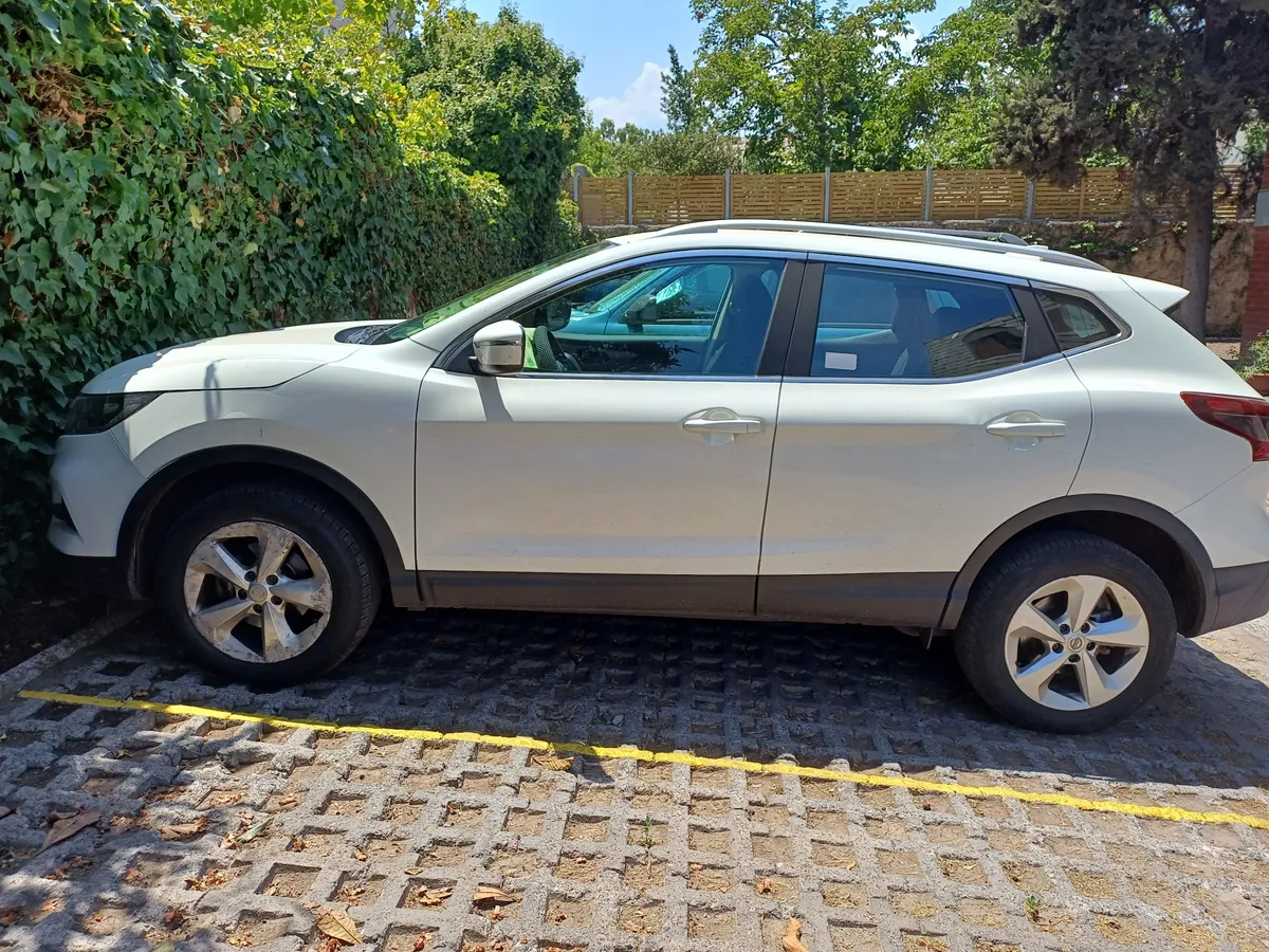 NISSAN QASHQAI 2.0 Advance Cvt Ac At 4x2 año 2018