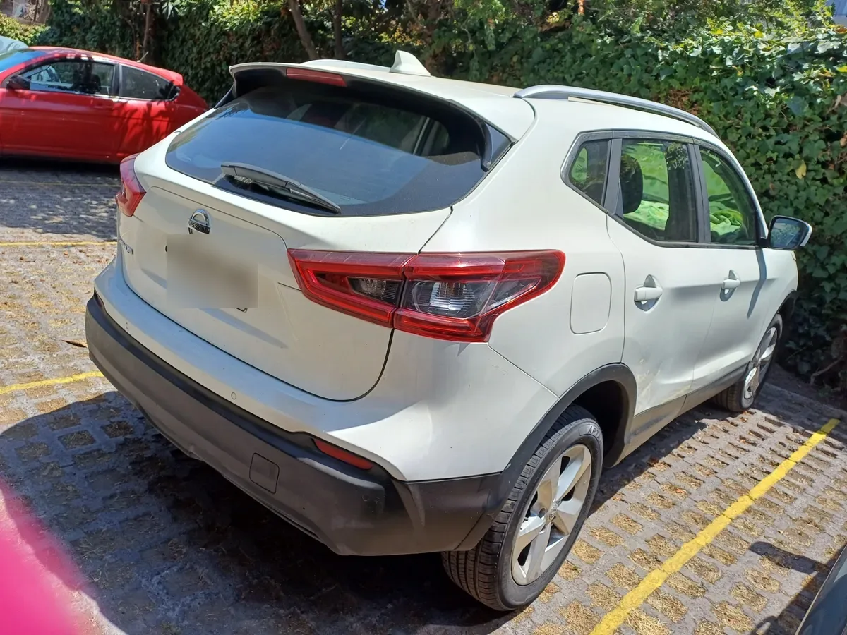 NISSAN QASHQAI 2.0 Advance Cvt Ac At 4x2 año 2018
